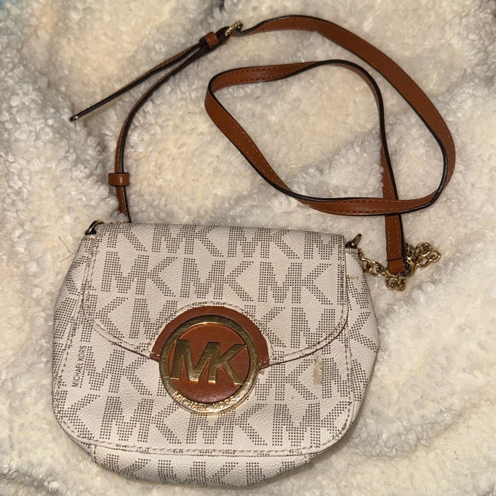 Michael Kors purse